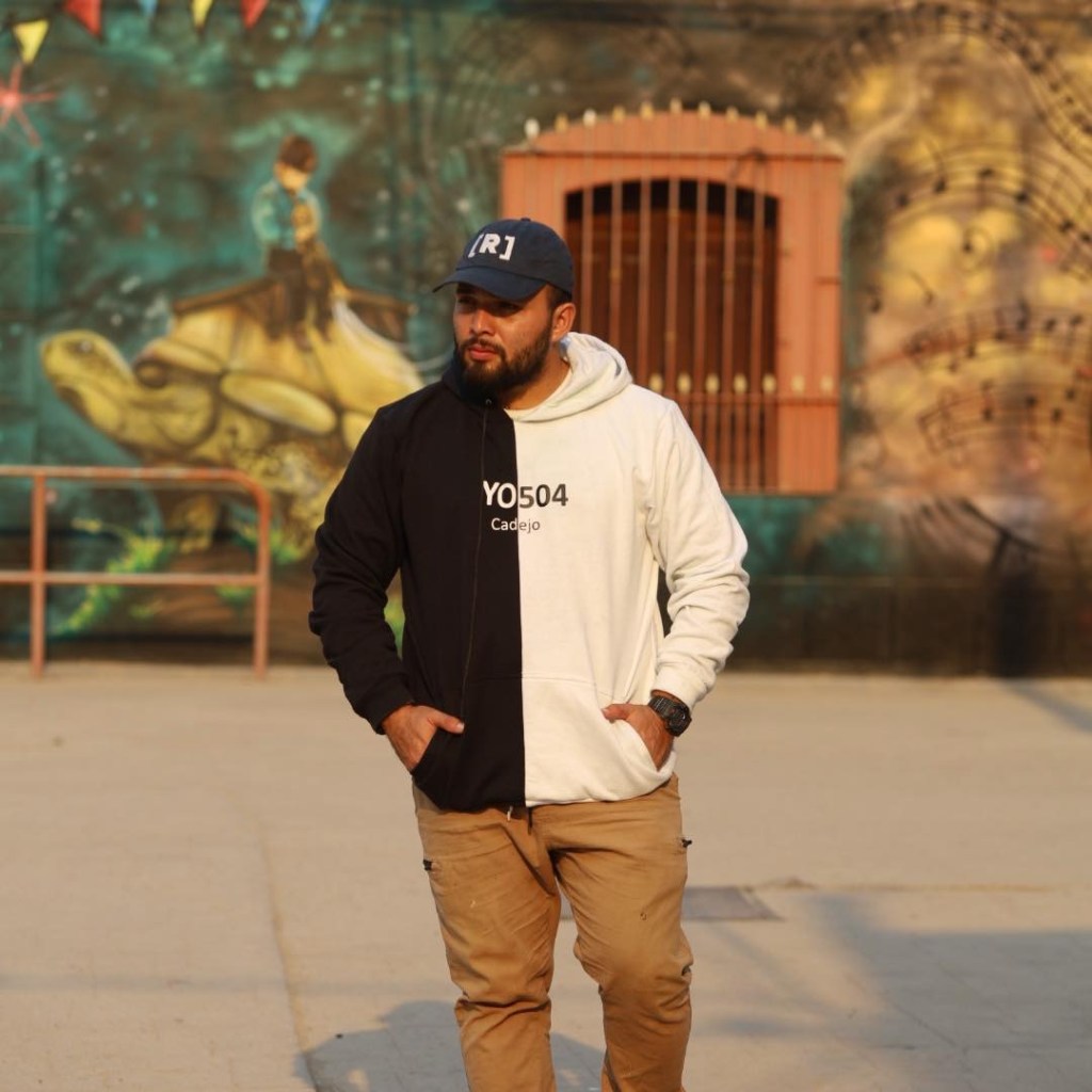 Nueva línea de ropa es lanzada por el pintor Ney&nbsp;Fernández